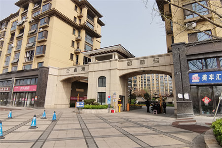 西外仁和春天一小附近精装三房九成新